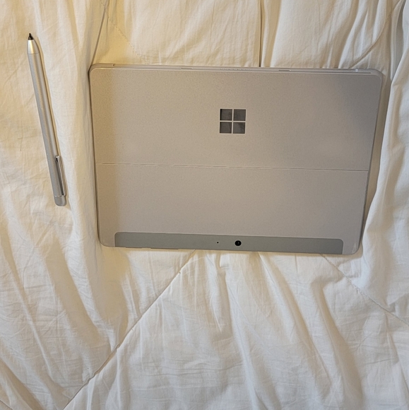 Microsoft Surface Go Tablet - Picture 2 of 2